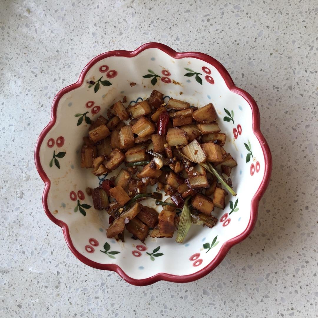 家常快手菜小炒藕丁真香