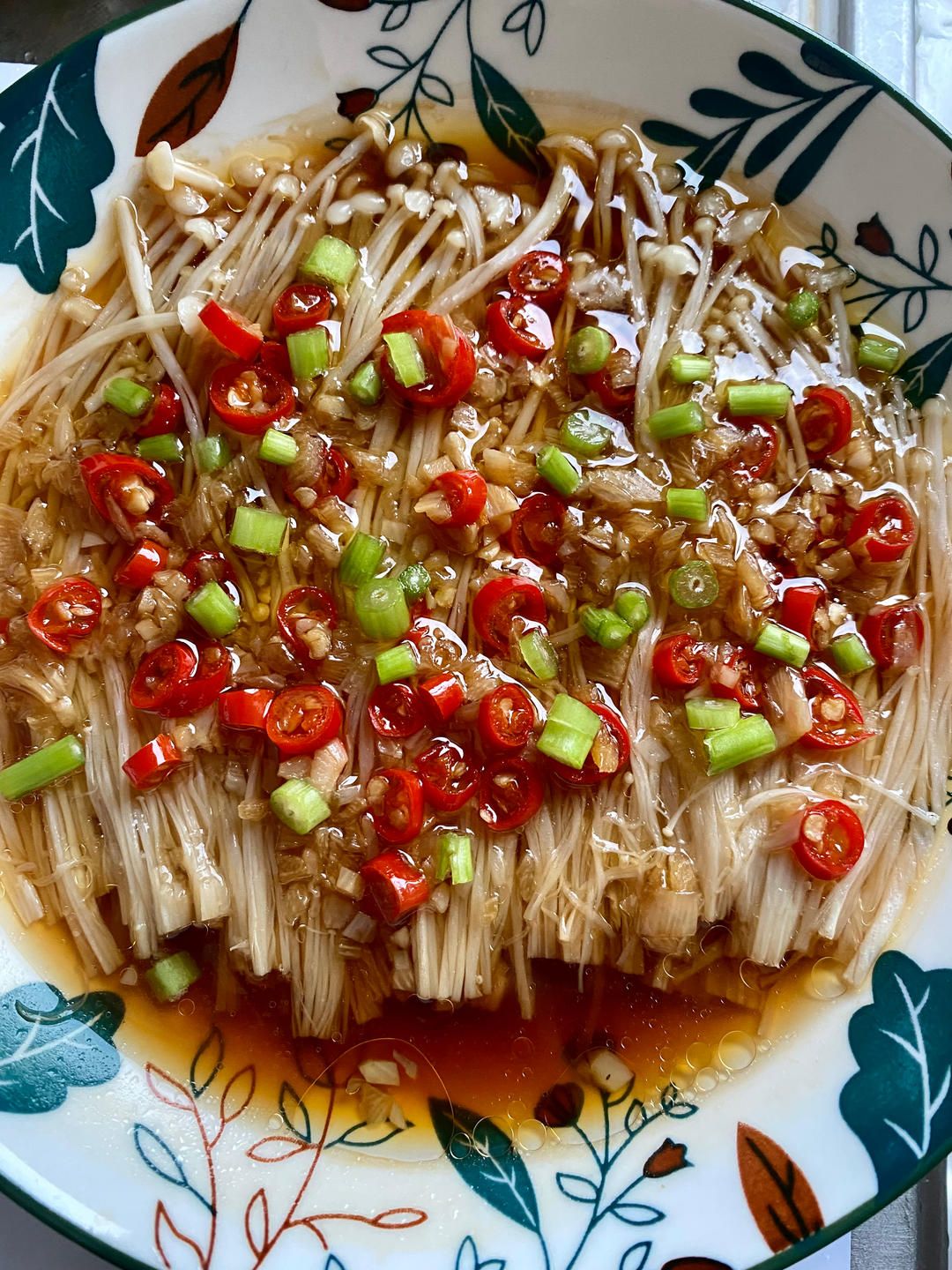 超级下饭的蒜蓉金针菇！好吃到爆