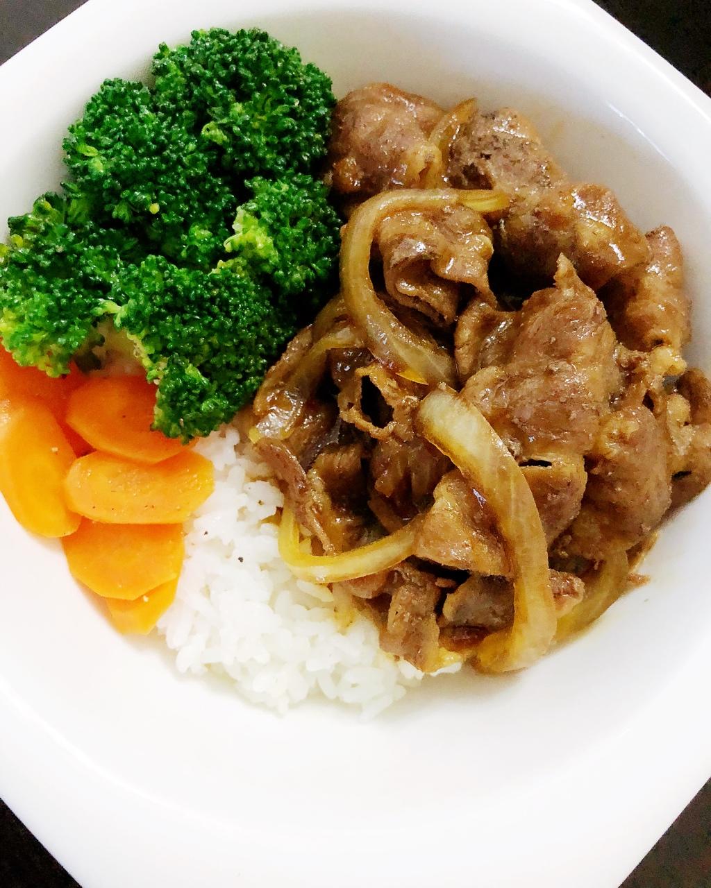 驴驴驴驴做的日式肥牛饭