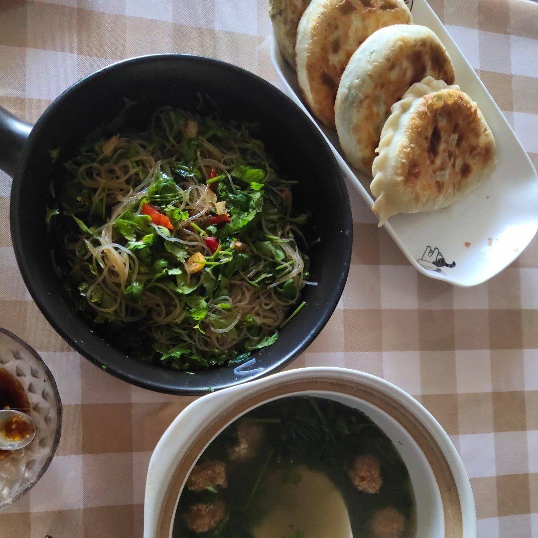 连吃3天不过瘾的凉拌酸辣粉丝