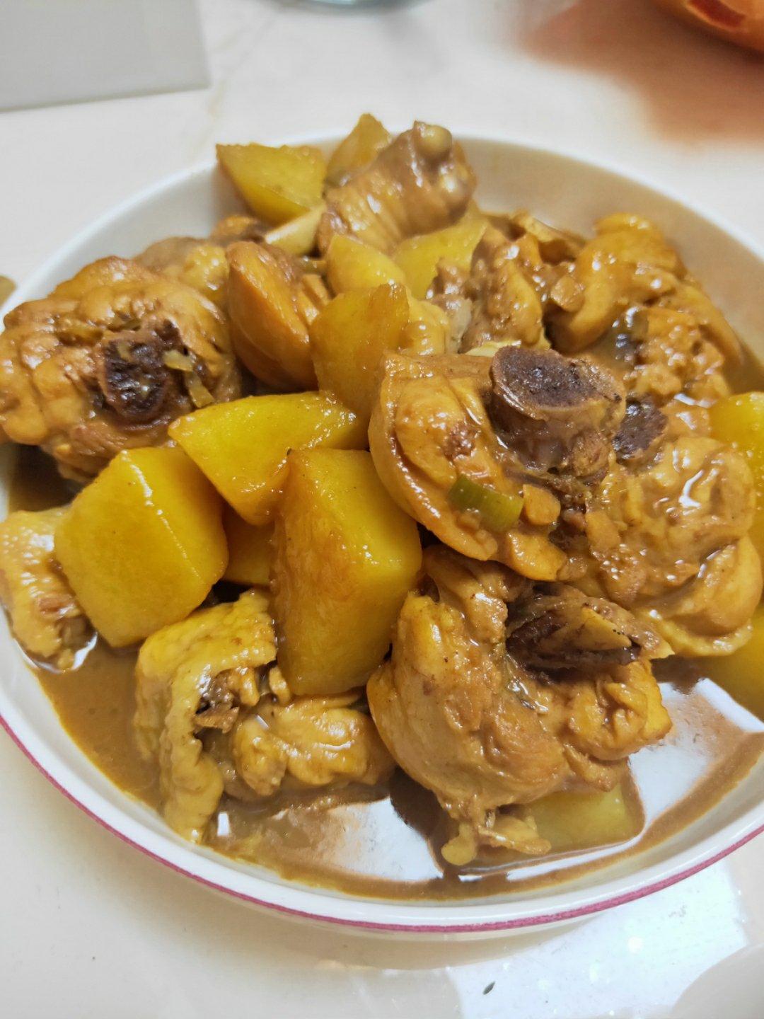 鸡腿炖土豆
