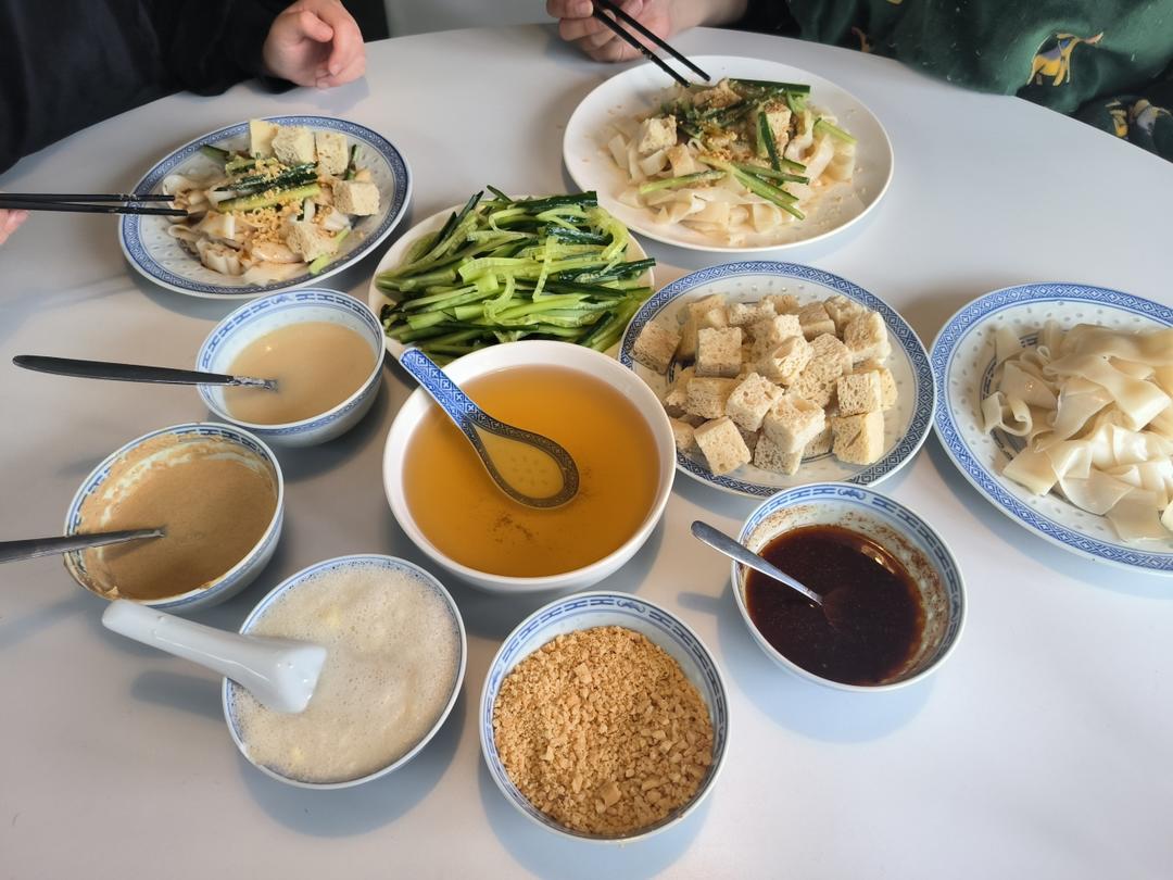 万能快手凉皮❗️不用洗面❗️不破皮❗️