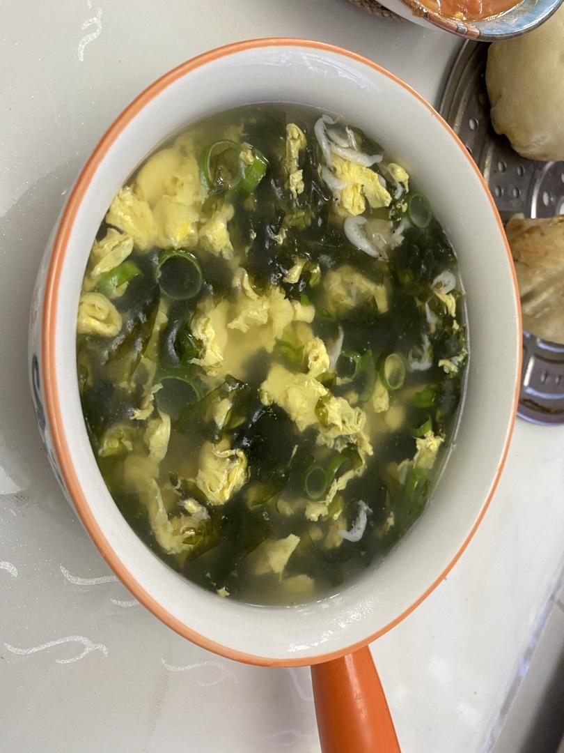 三分钟搞定的虾皮紫菜蛋花汤