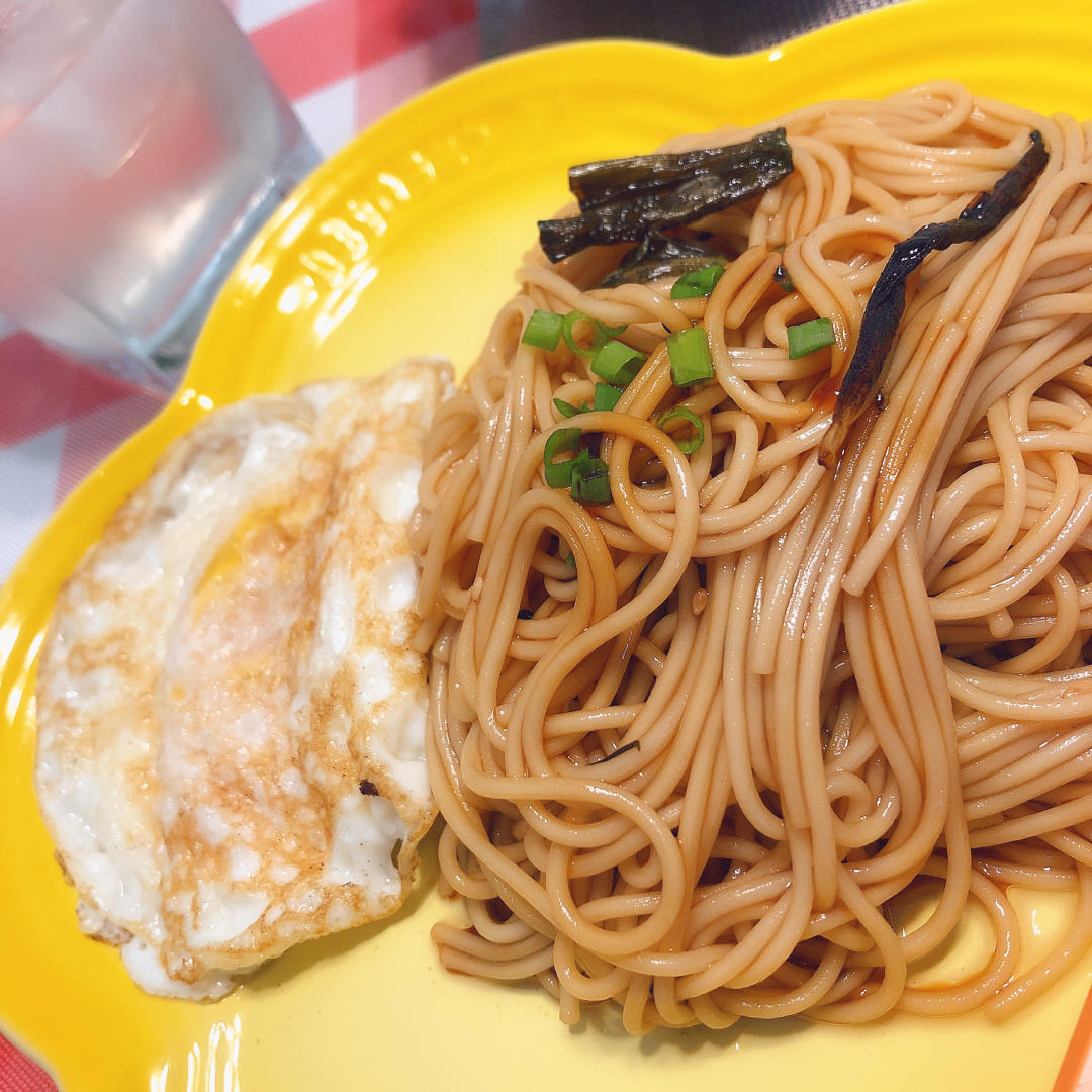 10分钟搞定的一碗葱油拌面