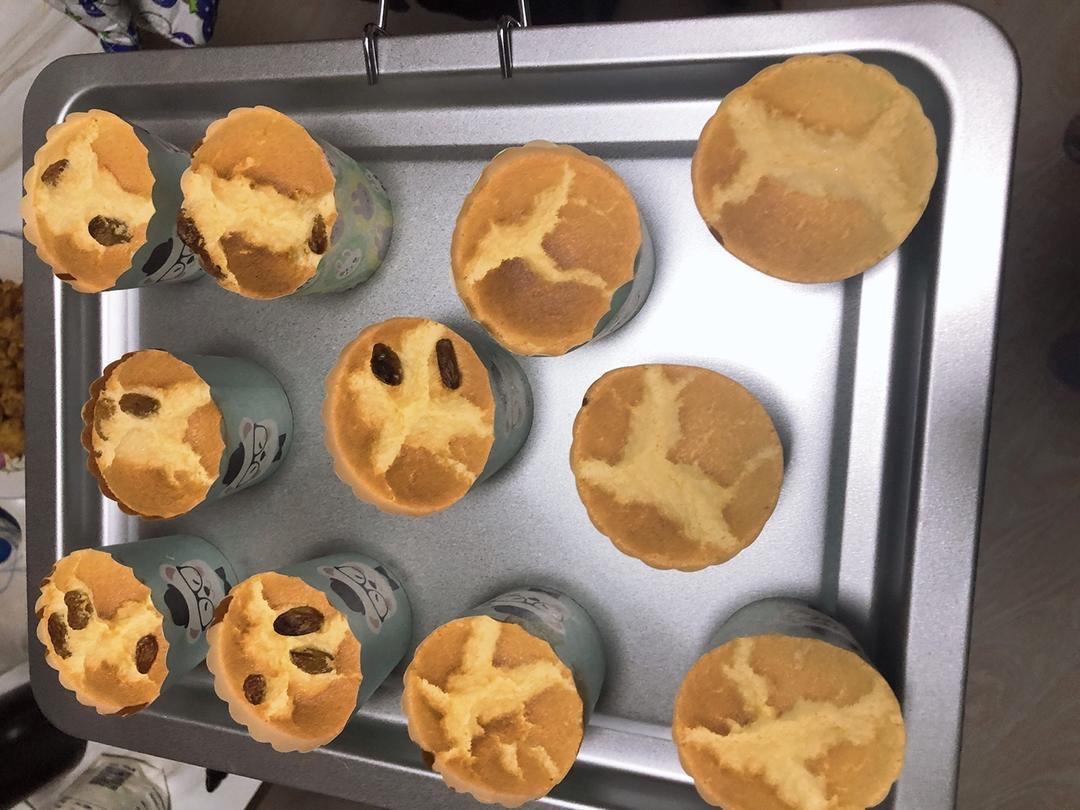 棉花纸杯蛋糕