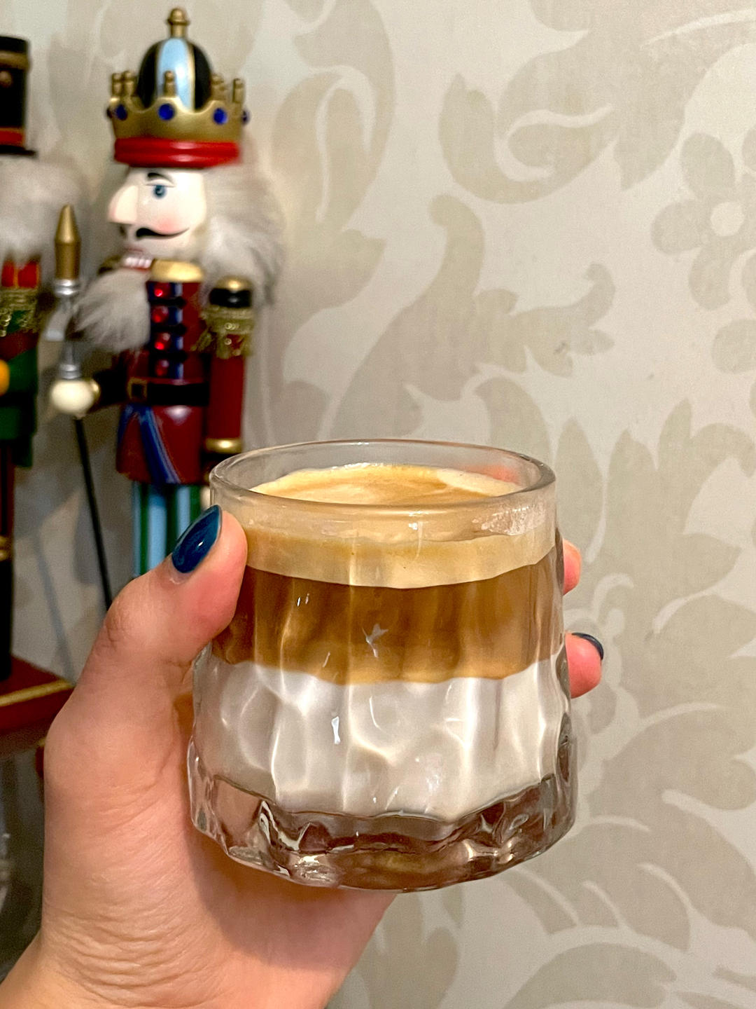 【冠军的咖啡配方】之超简单的“Dirty coffee脏脏咖啡”
