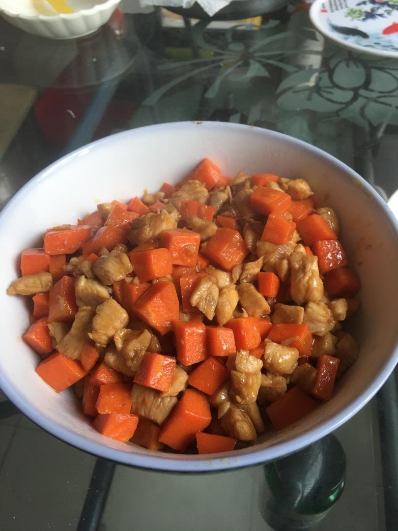胡萝卜黄瓜鸡胸肉