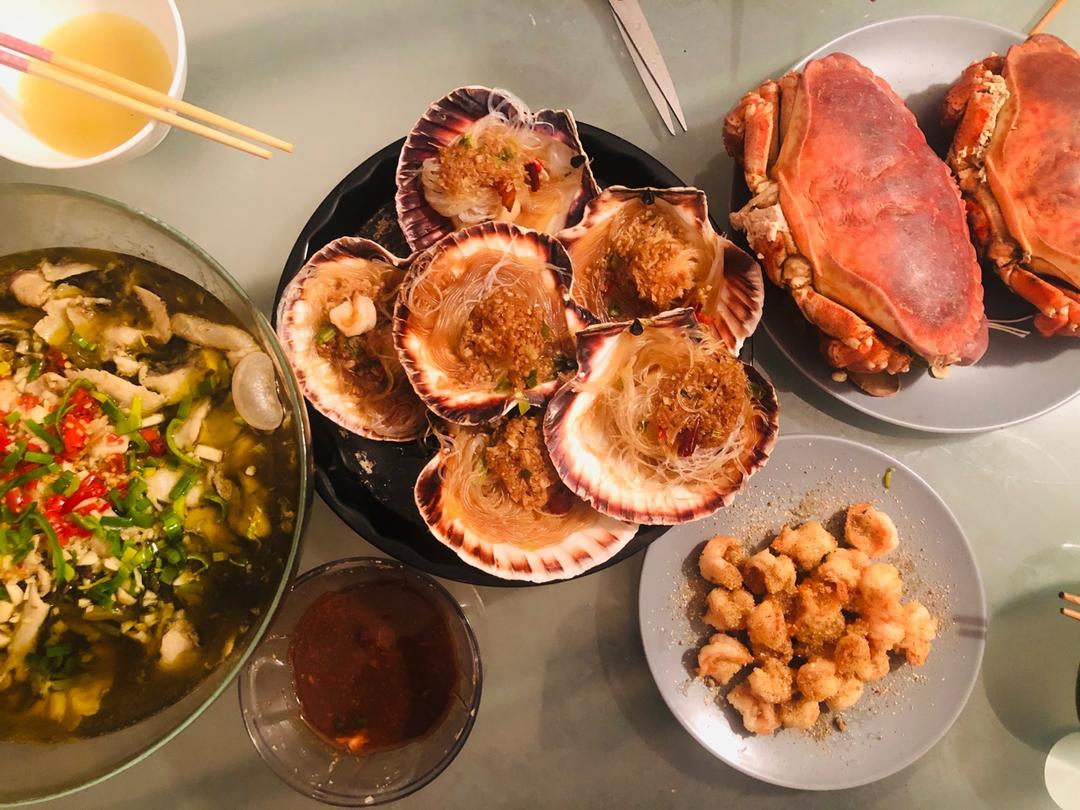 零失败的蒜蓉粉丝蒸扇贝