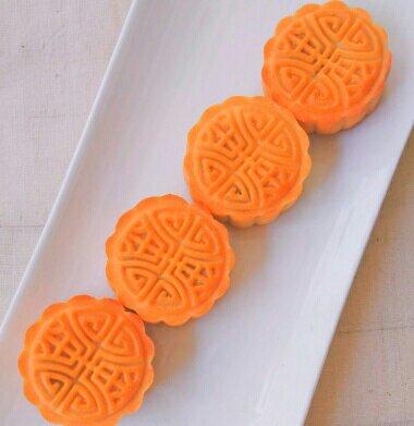 广式月饼—蛋黄莲蓉月饼