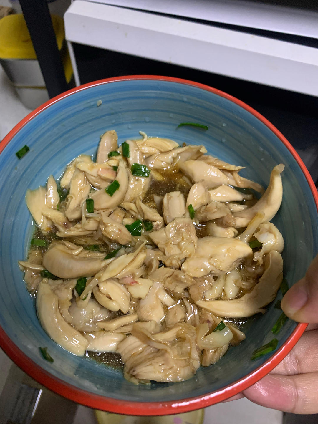 简易凉拌鸡腿肉