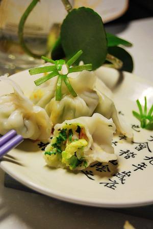 青菜香菇鲜虾饺的做法 步骤7