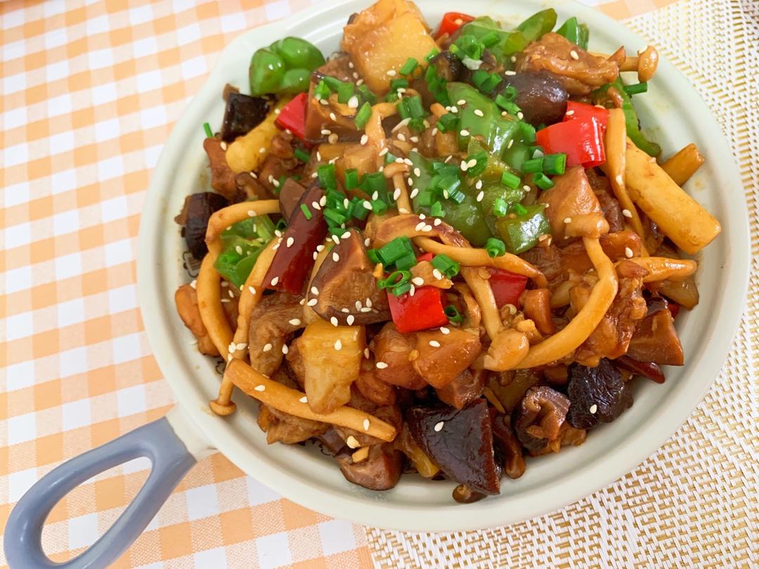 吃肉吃到爽の🐔黄焖鸡