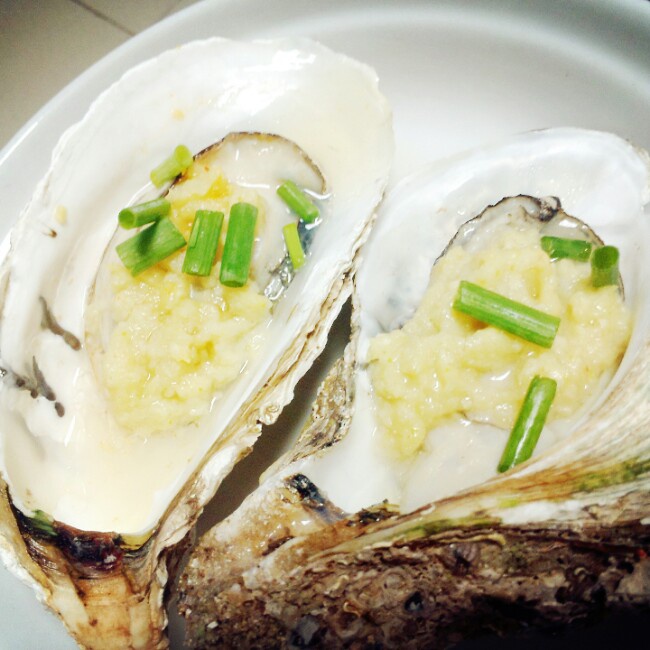 【曼食慢语】蒜蓉烤生蚝