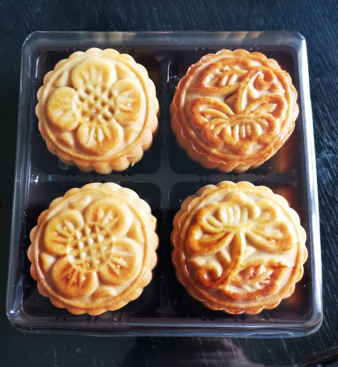 广式蛋黄月饼（75克、50克、各种规格都有）