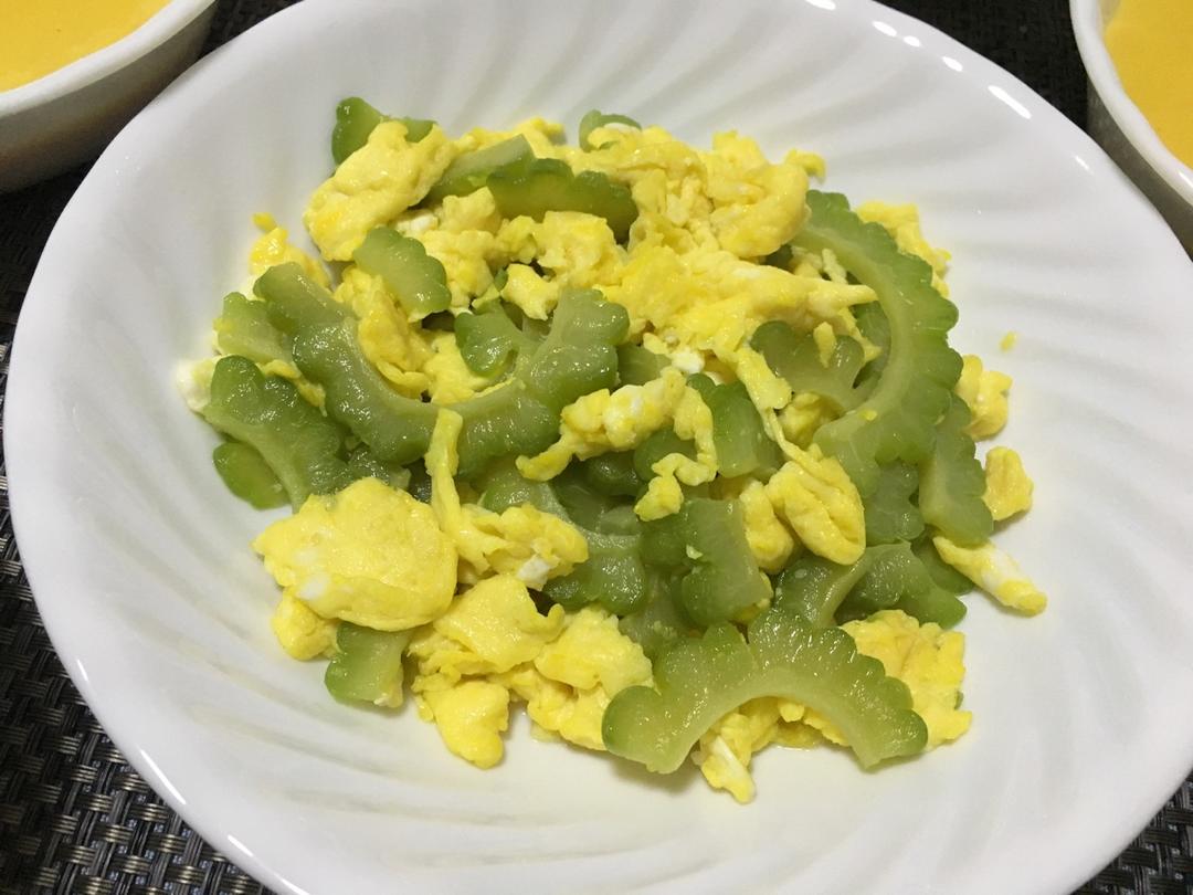 苦瓜炒蛋