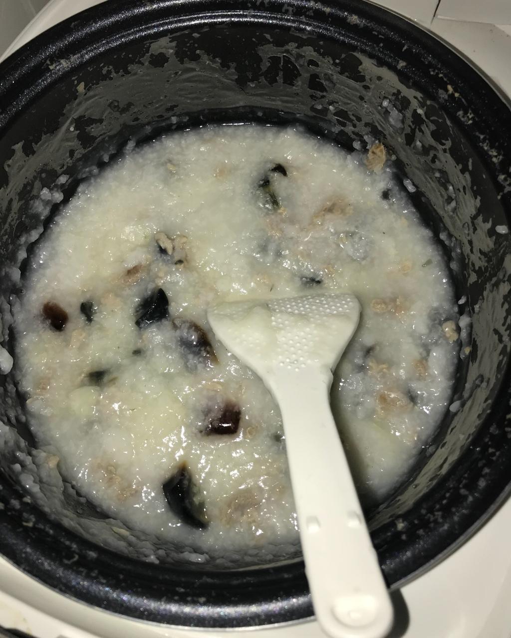 皮蛋瘦肉粥