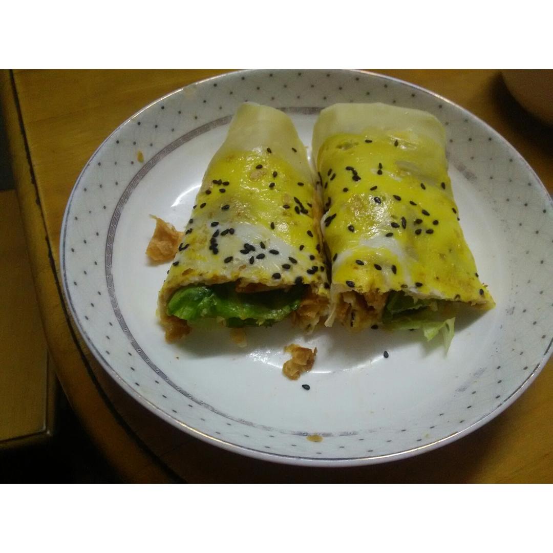 家庭版煎饼果子---快手健康早餐，利用家里现有材料