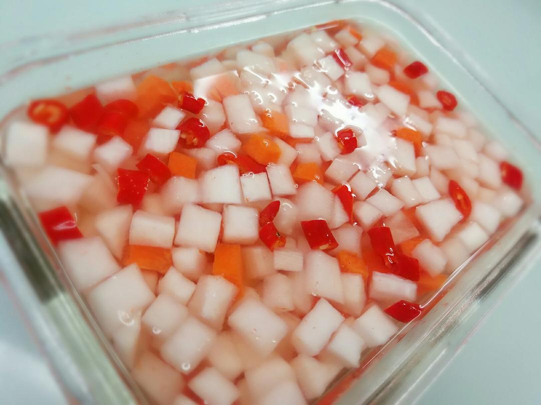泡酸辣萝卜