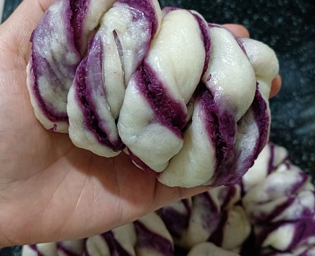 不甜腻的紫薯花卷、包子