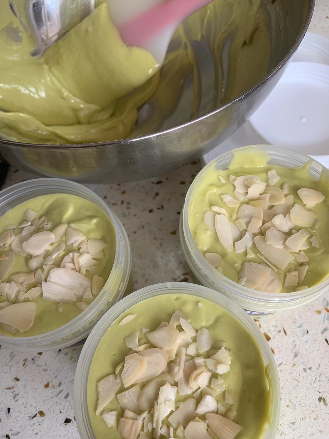 生酮冰淇淋（牛油果口味）的做法