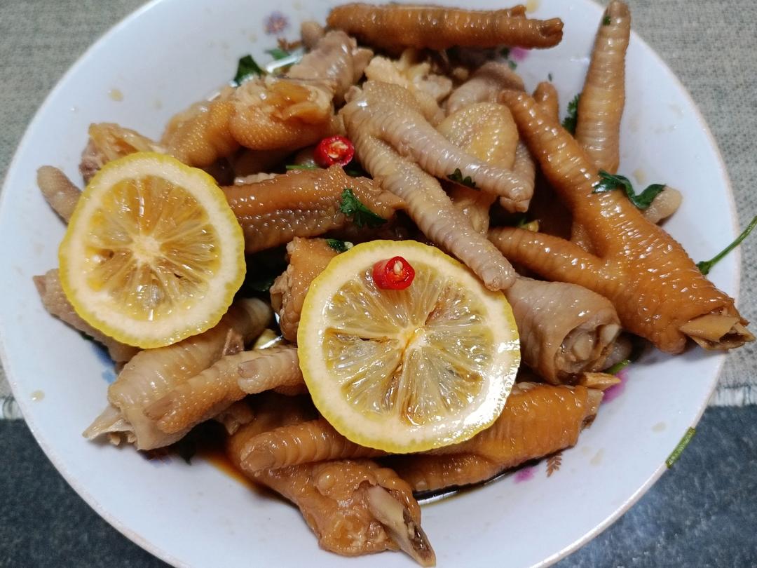 柠檬泡椒鸡爪