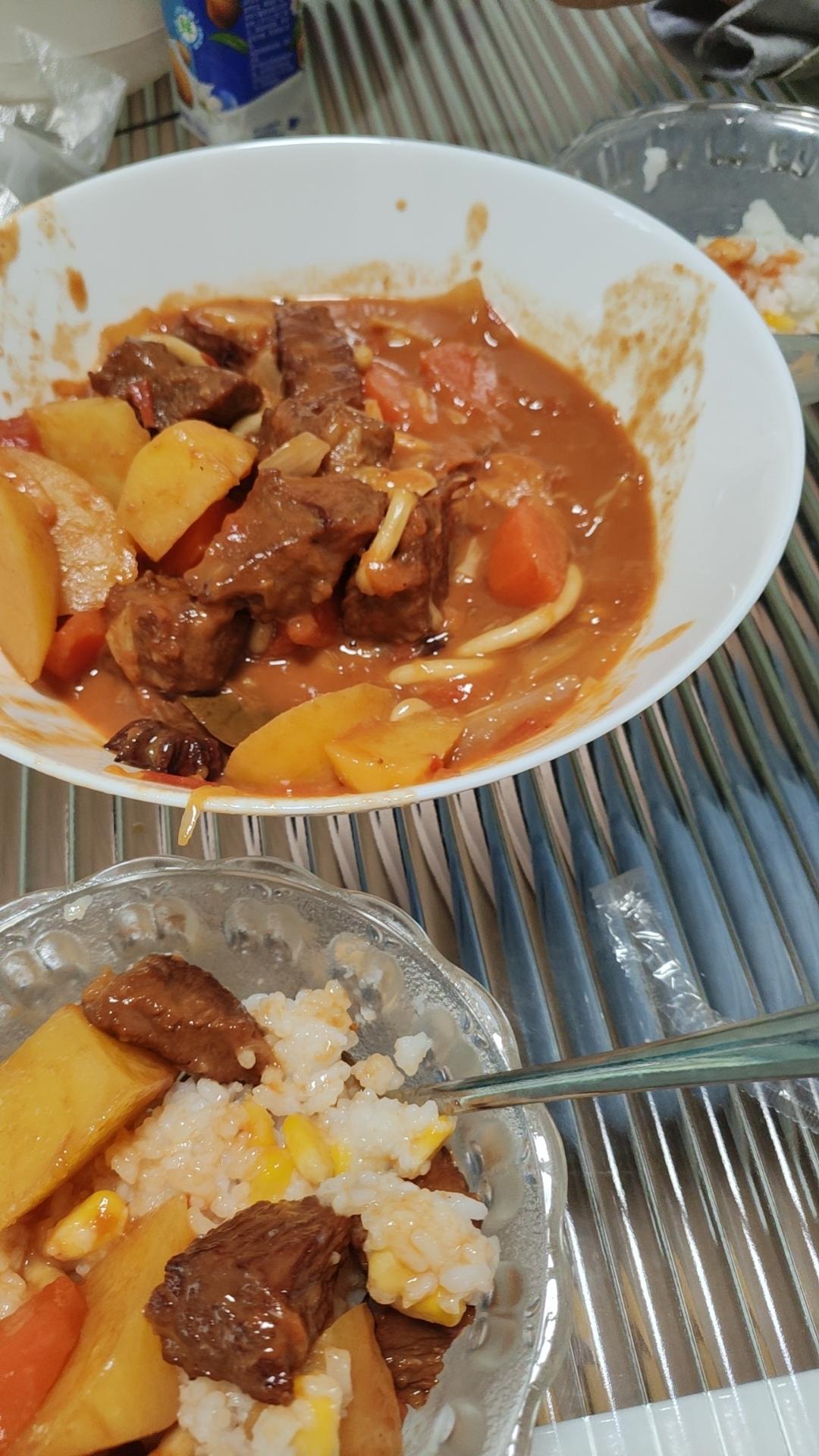 番茄土豆炖牛腩