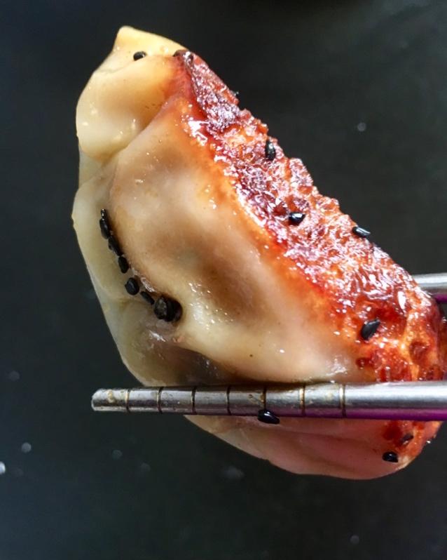 锅贴（白菜花菇猪肉）