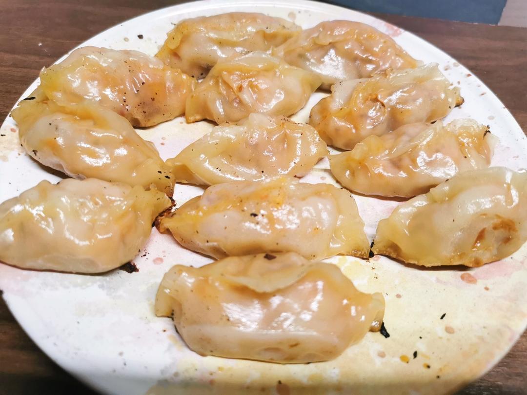 韩式辣白菜水煎饺