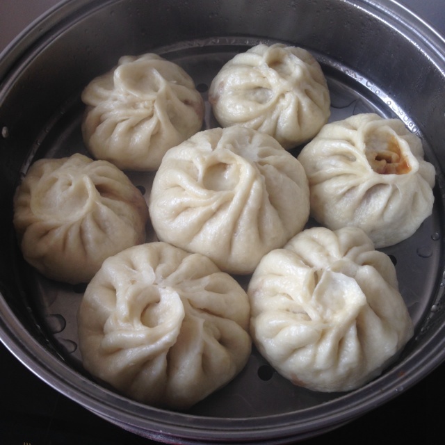 酱肉包子