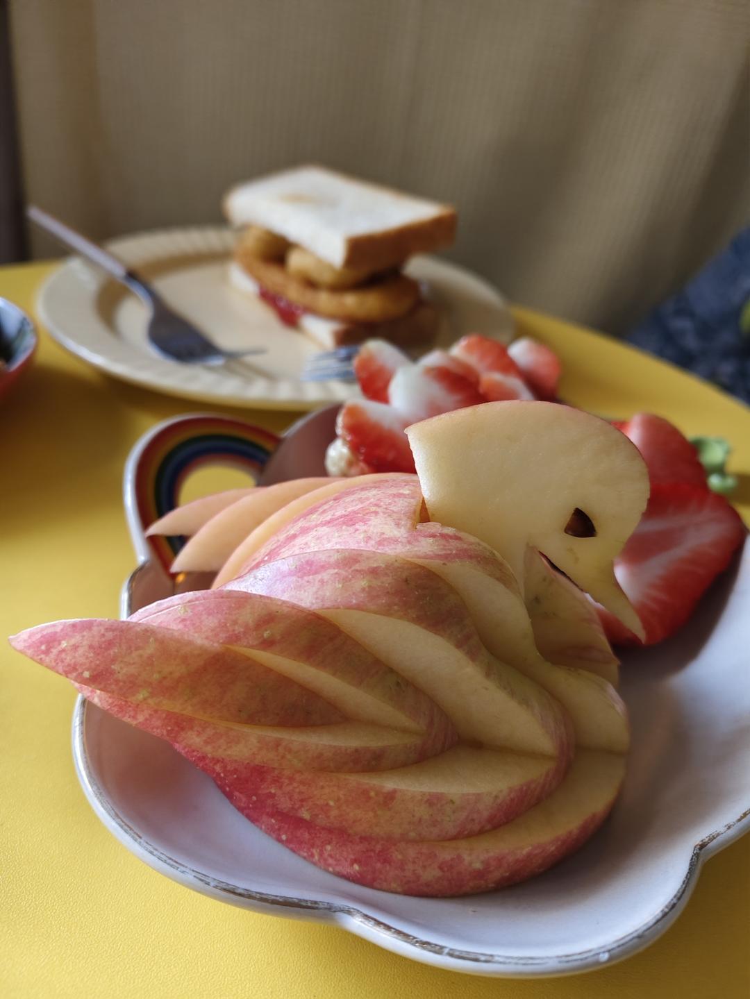 【苹果天鹅/水果拼盘高端技能】难度指数：★★★