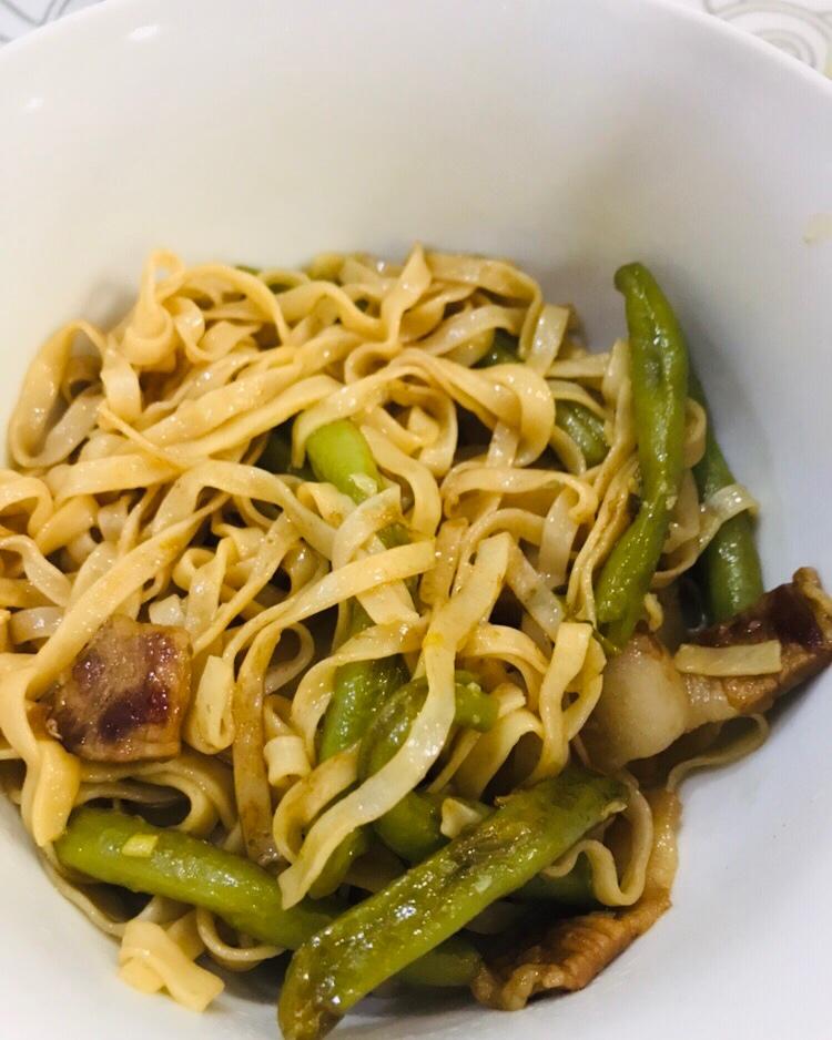 豆角焖面