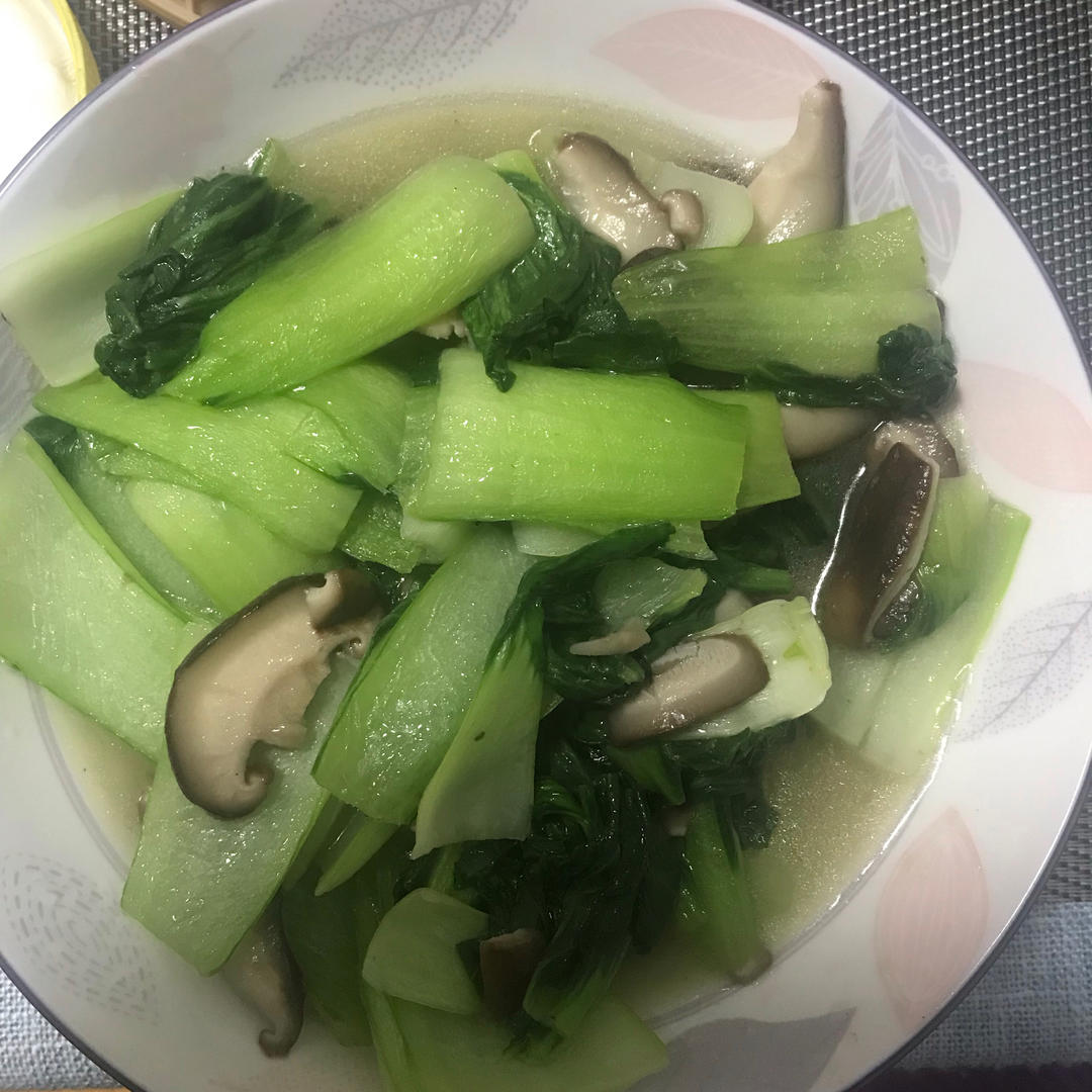 老丁的私房菜-香菇炒油菜