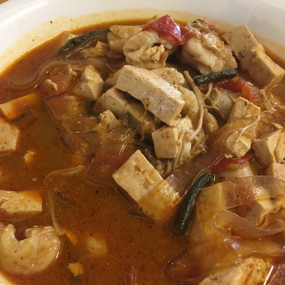 番茄锅酸汤龙利鱼