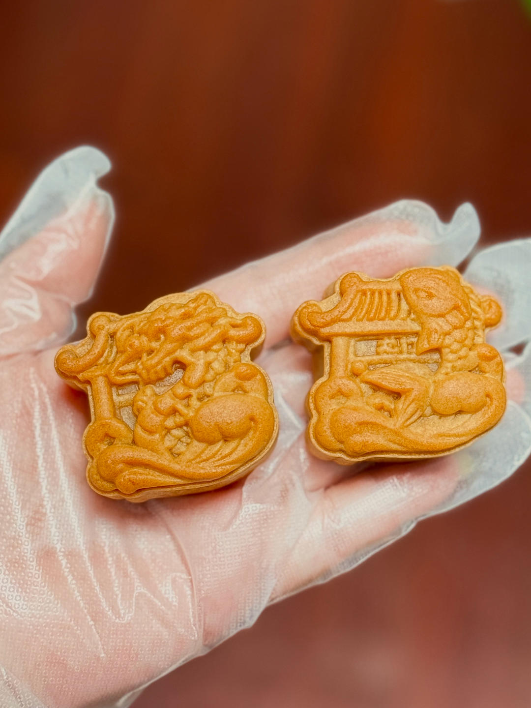 广式莲蓉蛋黄月饼/久吃不厌的经典组合