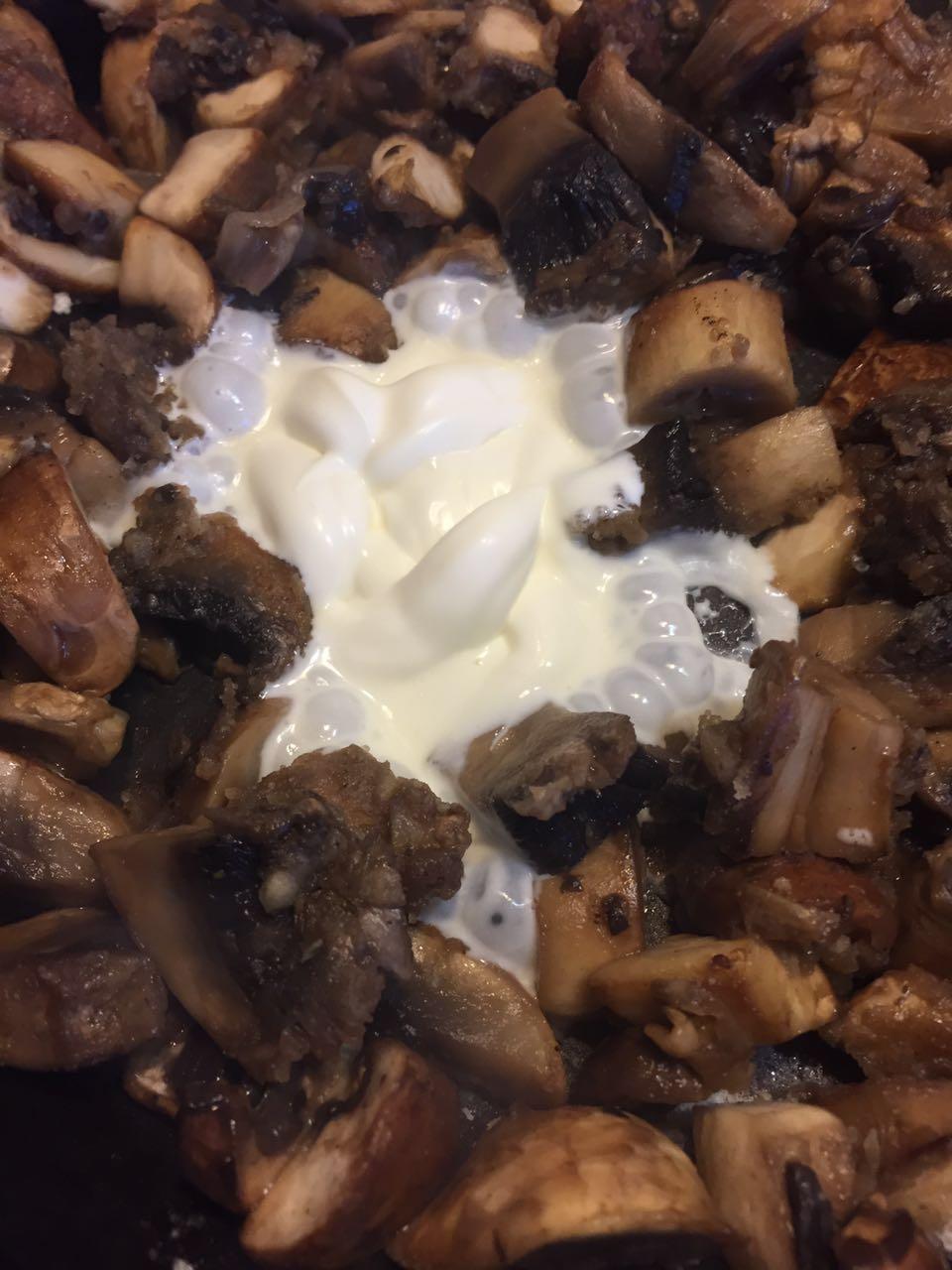 奶油蘑菇酱的做法 步骤5