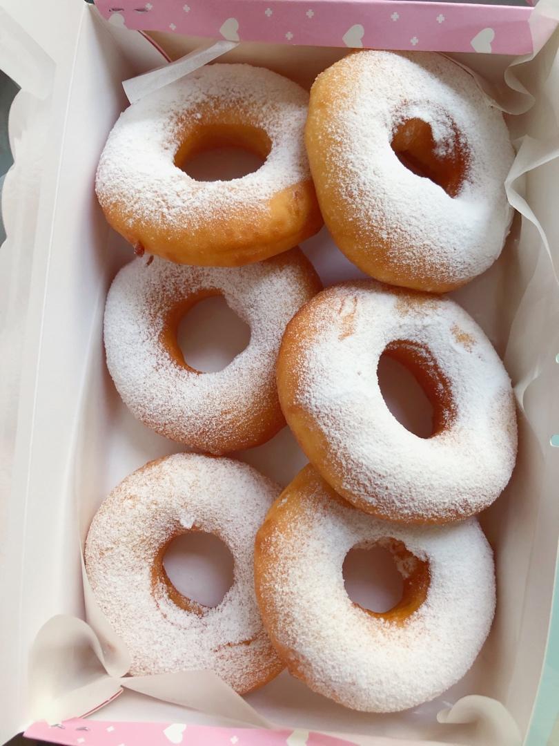 美式甜甜圈