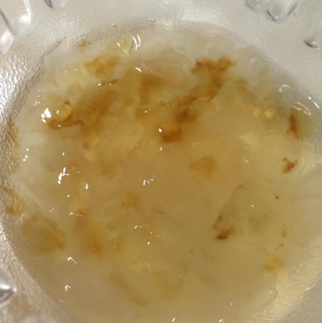 桃胶皂角米糖水