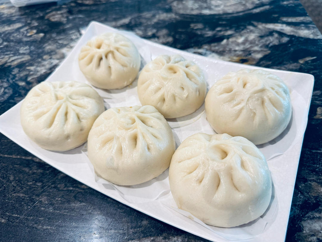 酱肉包