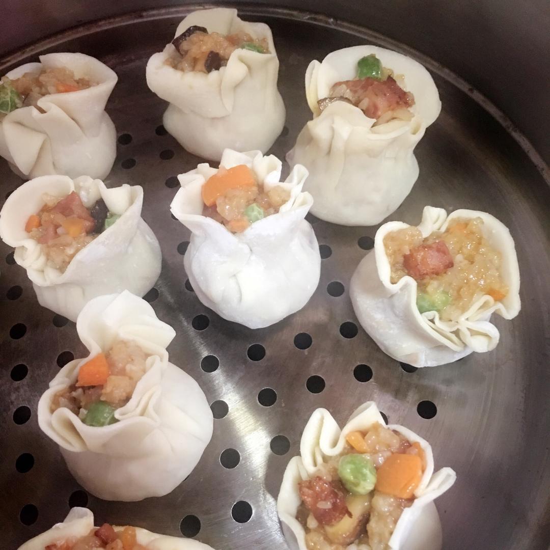 饺子皮咸蛋黄烧麦