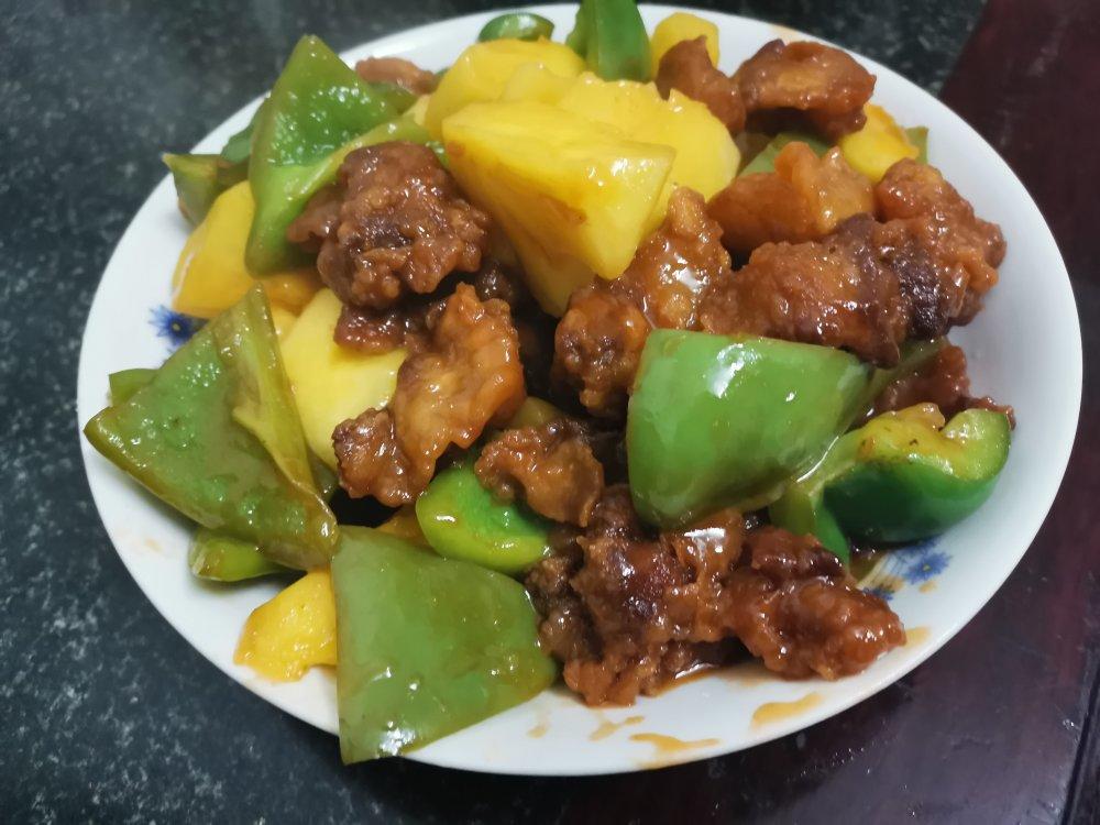 菠萝咕噜肉