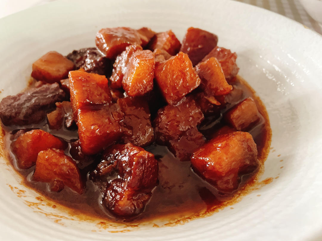 红烧肉炖土豆（丝毫不腻）