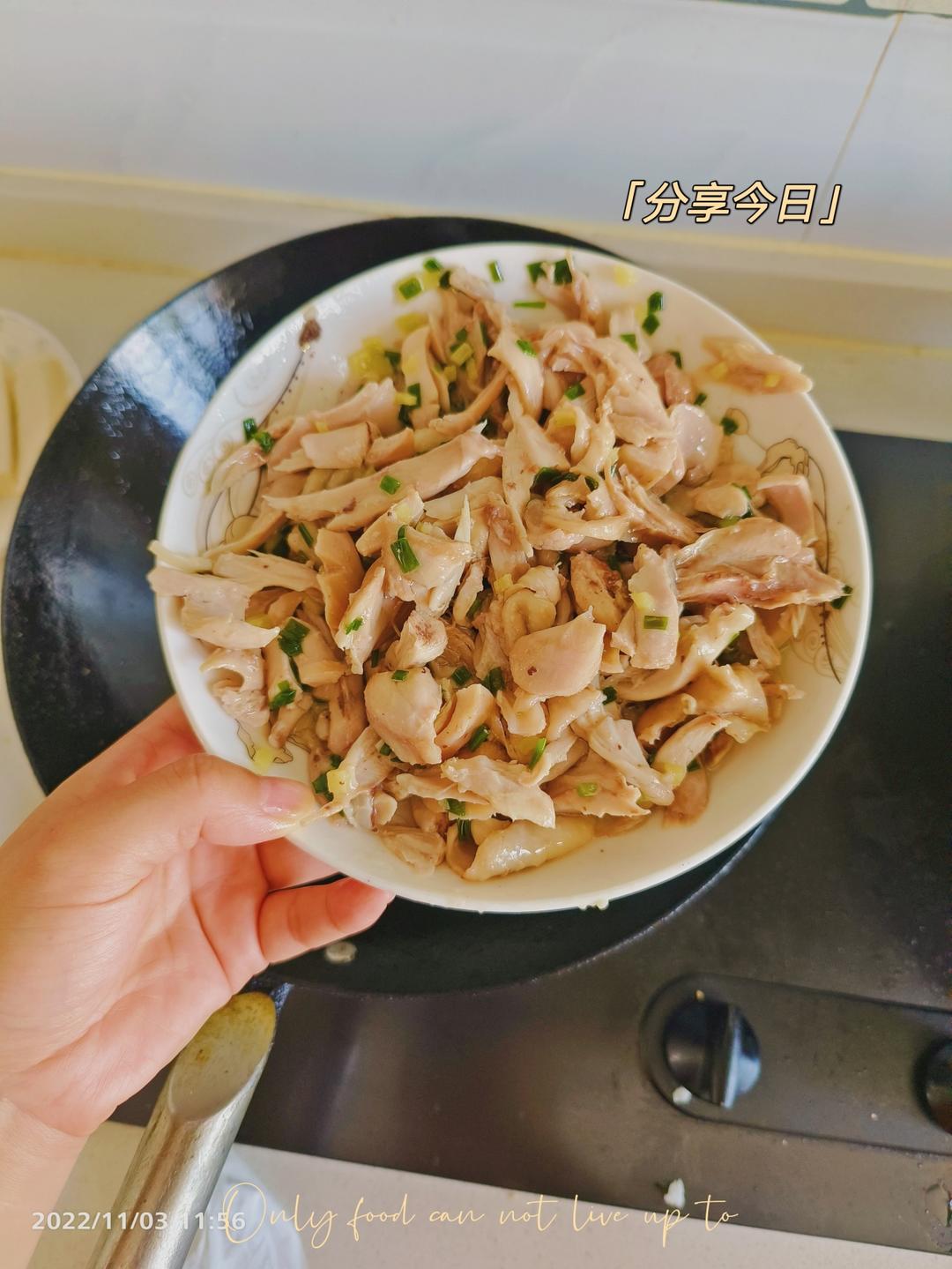 嫩滑葱油鸡腿