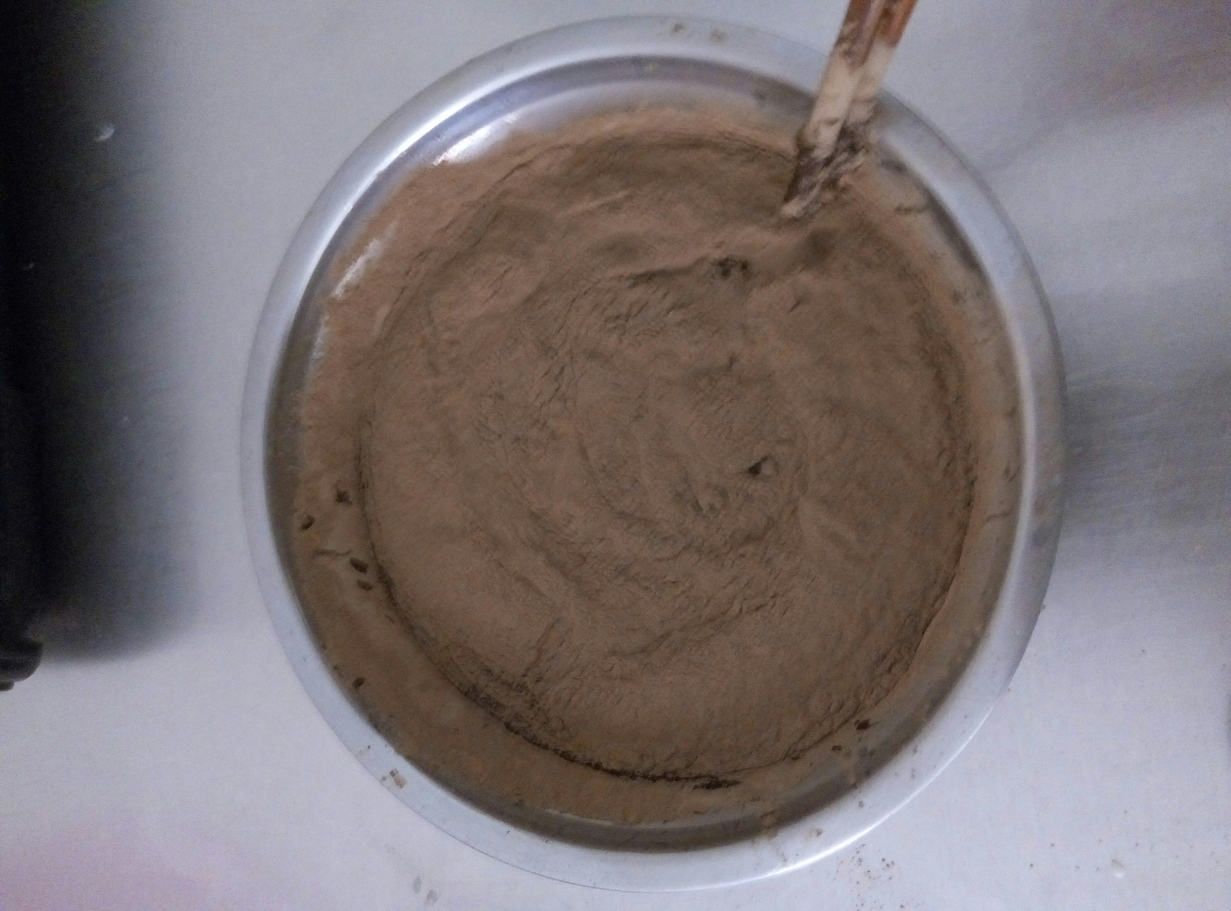 姜汁红糖黑凉粉的做法 步骤2