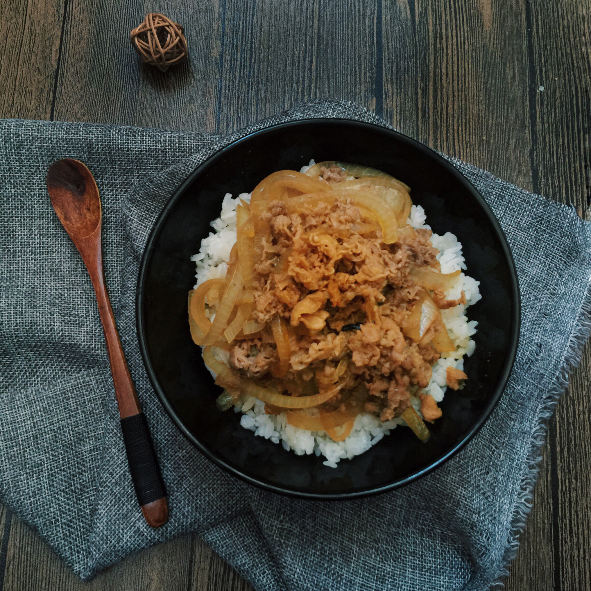 有春天做的肥牛饭