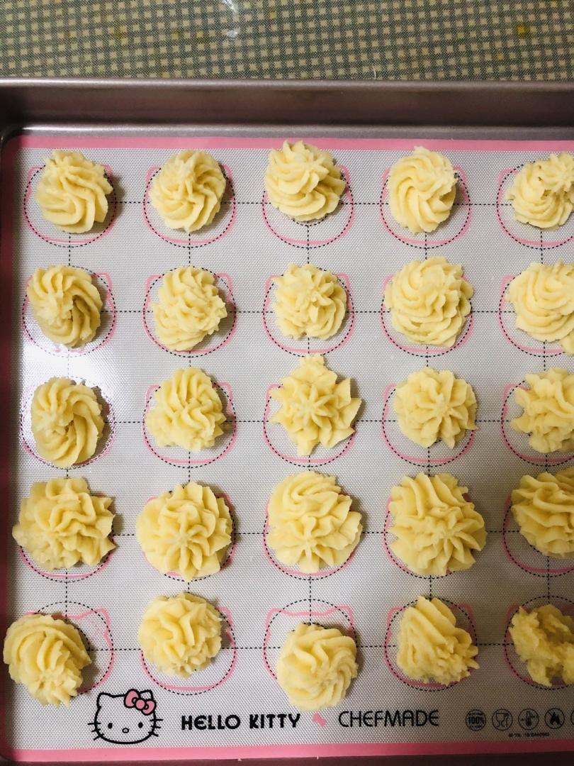 被业界猜了很久的网红牛油小花曲奇配方，酥的掉渣