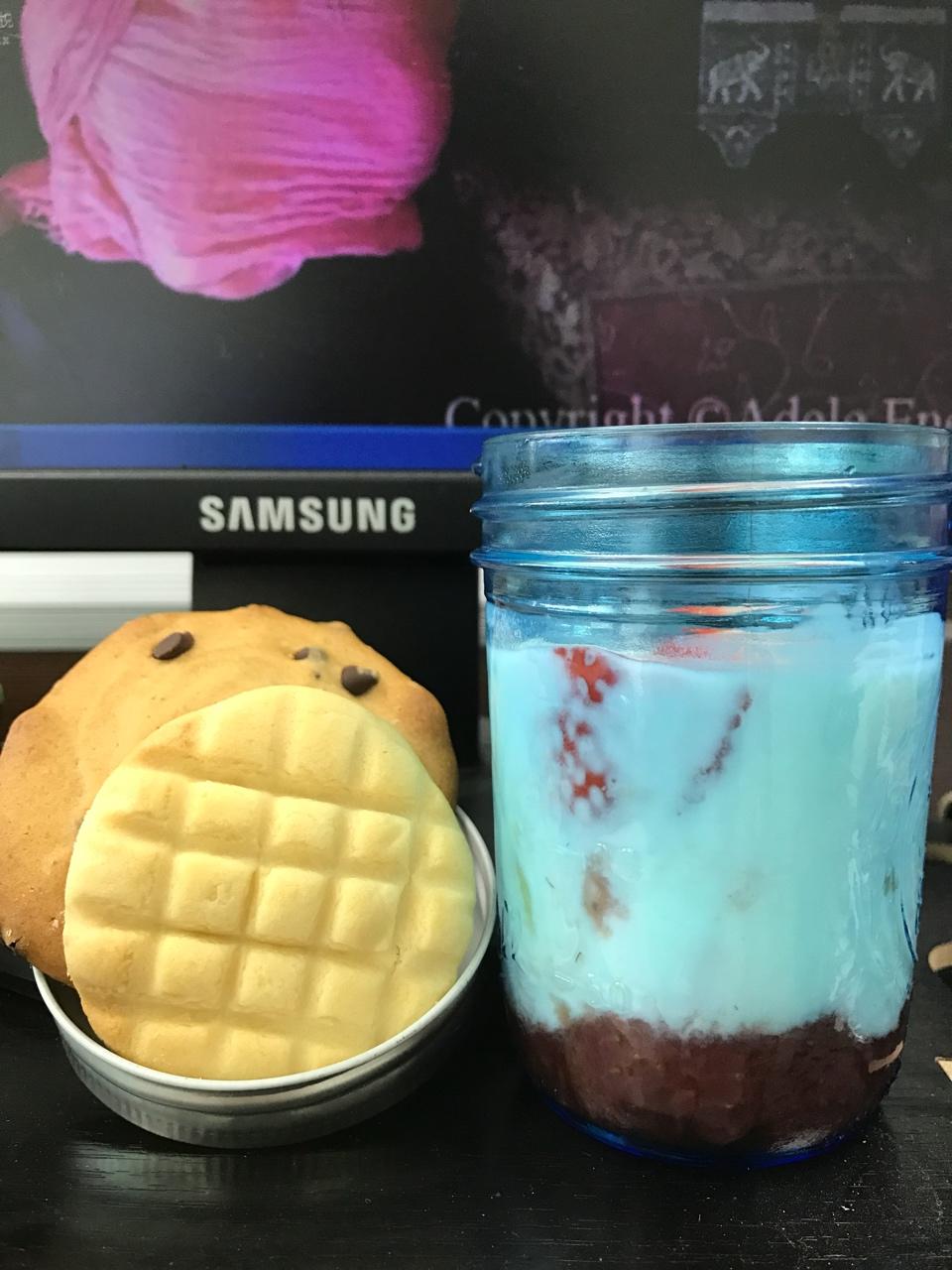 牛奶饼干