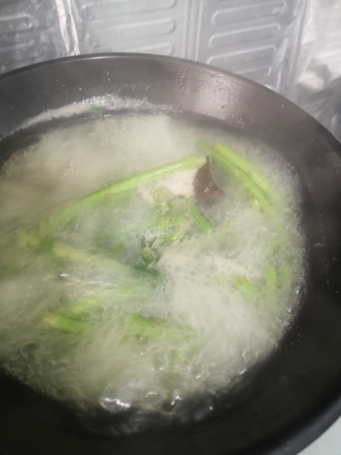 广东靓汤西洋菜煲生（乌）鱼的做法 步骤17