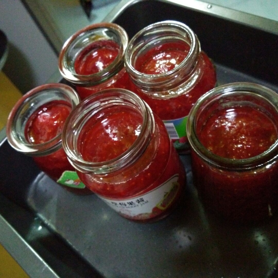 《Tinrry下午茶》番外篇-满满果肉的草莓果酱