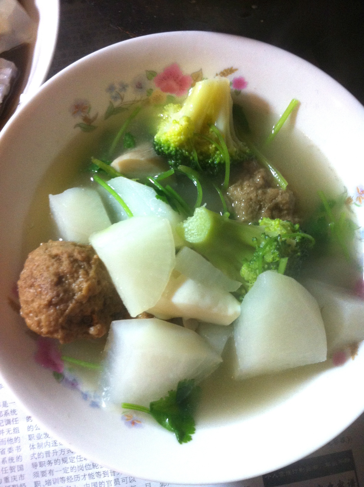 牛肉丸子萝卜汤