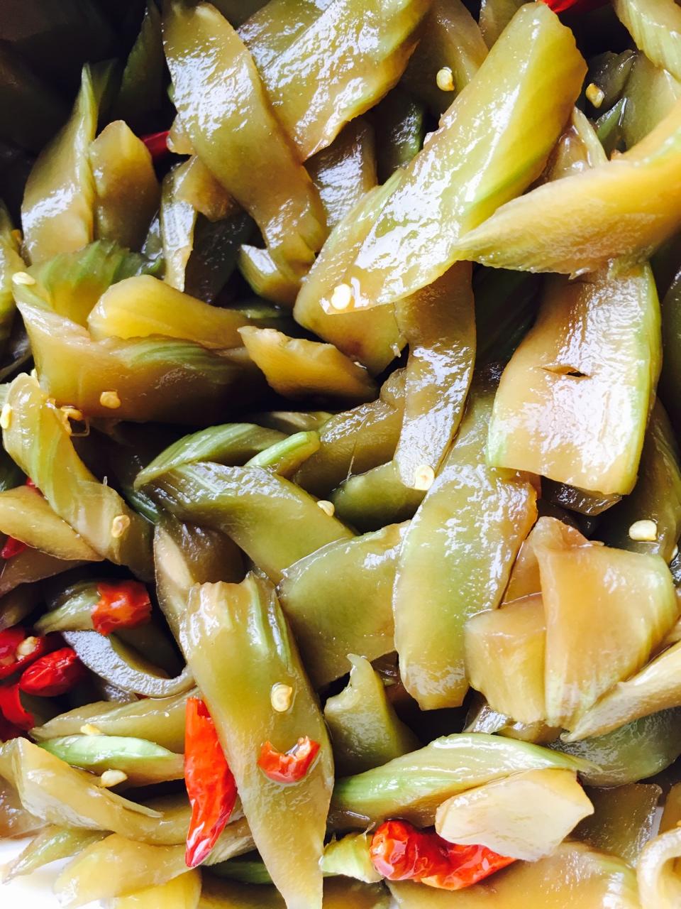 心静如水-156做的小米辣腌莴笋(青笋)